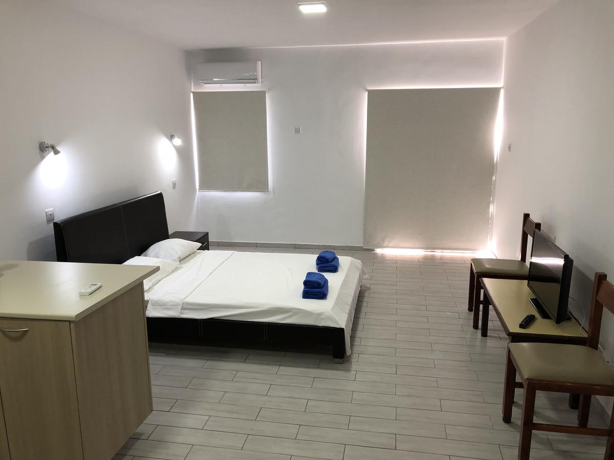 Kasapis Apts 라르나카 외부 사진